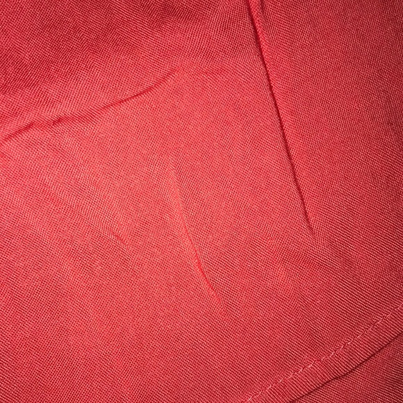 Flowy pink shorts - Picture 2 of 3